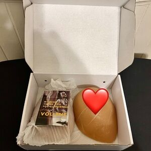 New In Box Vollence Silicone Waterdrop Breast Forms -D Cup